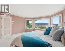 4493 Epps Avenue, North Vancouver, BC V7G1G2 Photo 21