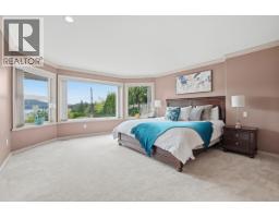 4493 Epps Avenue, North Vancouver, BC V7G1G2 Photo 22