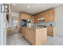 4493 Epps Avenue, North Vancouver, BC V7G1G2 Photo 18