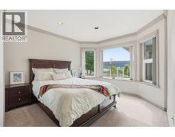 4493 Epps Avenue, North Vancouver, BC V7G1G2 Photo 26