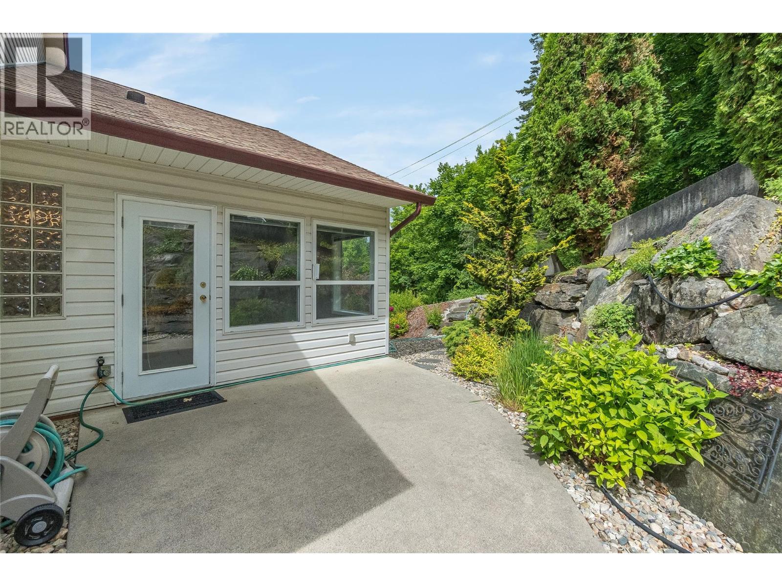 34 View Street - 50