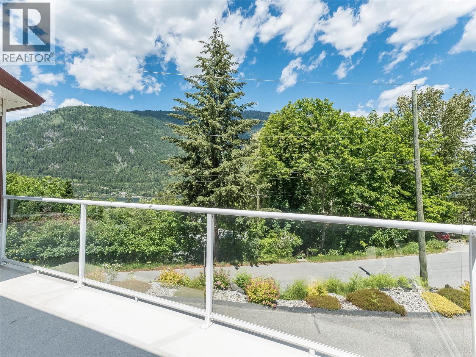 34 View Street - 24