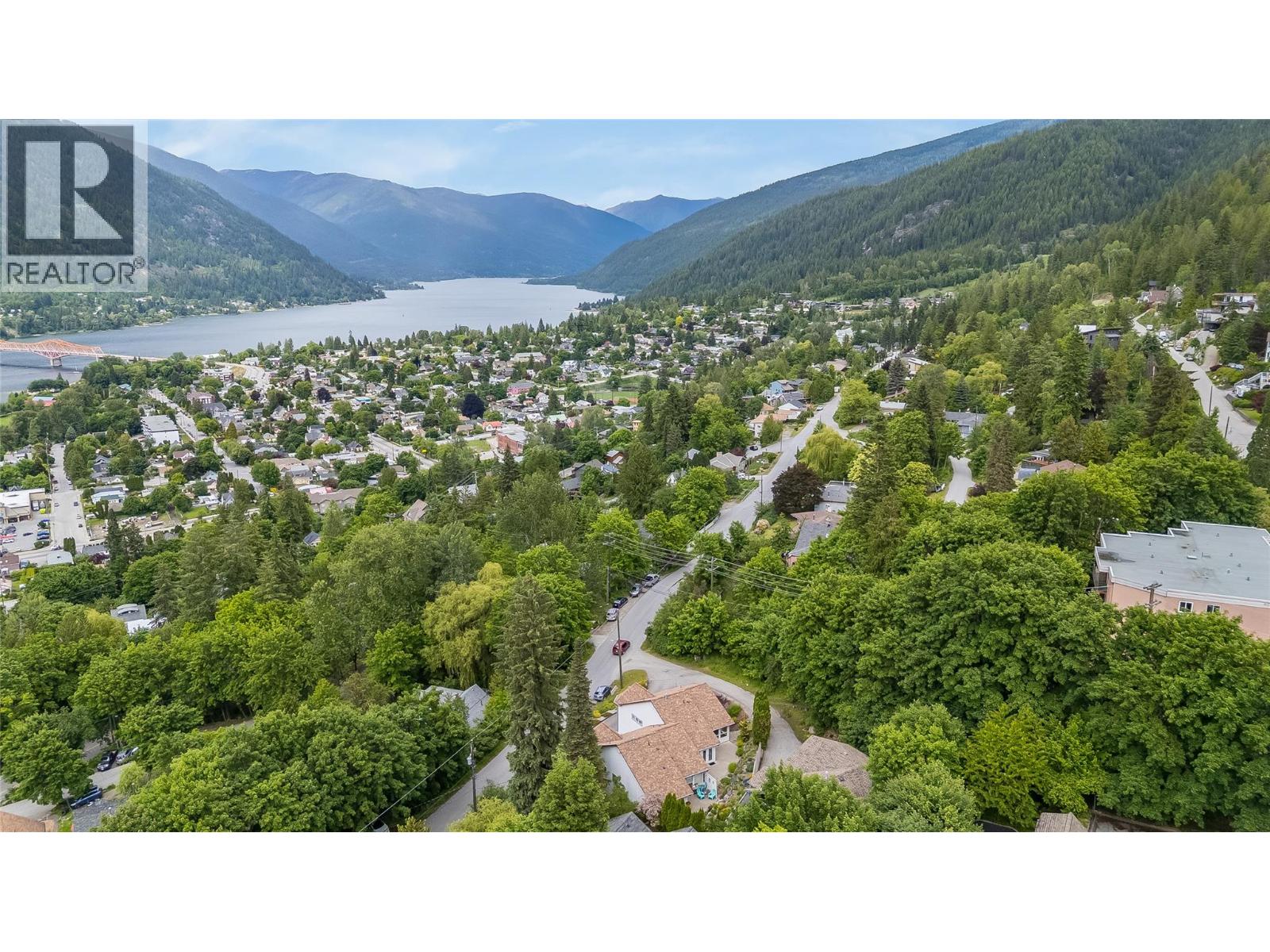 34 View Street - 63
