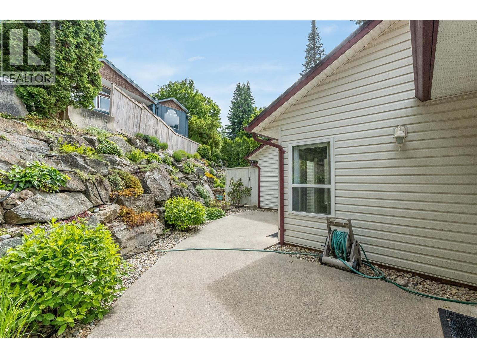 34 View Street - 51