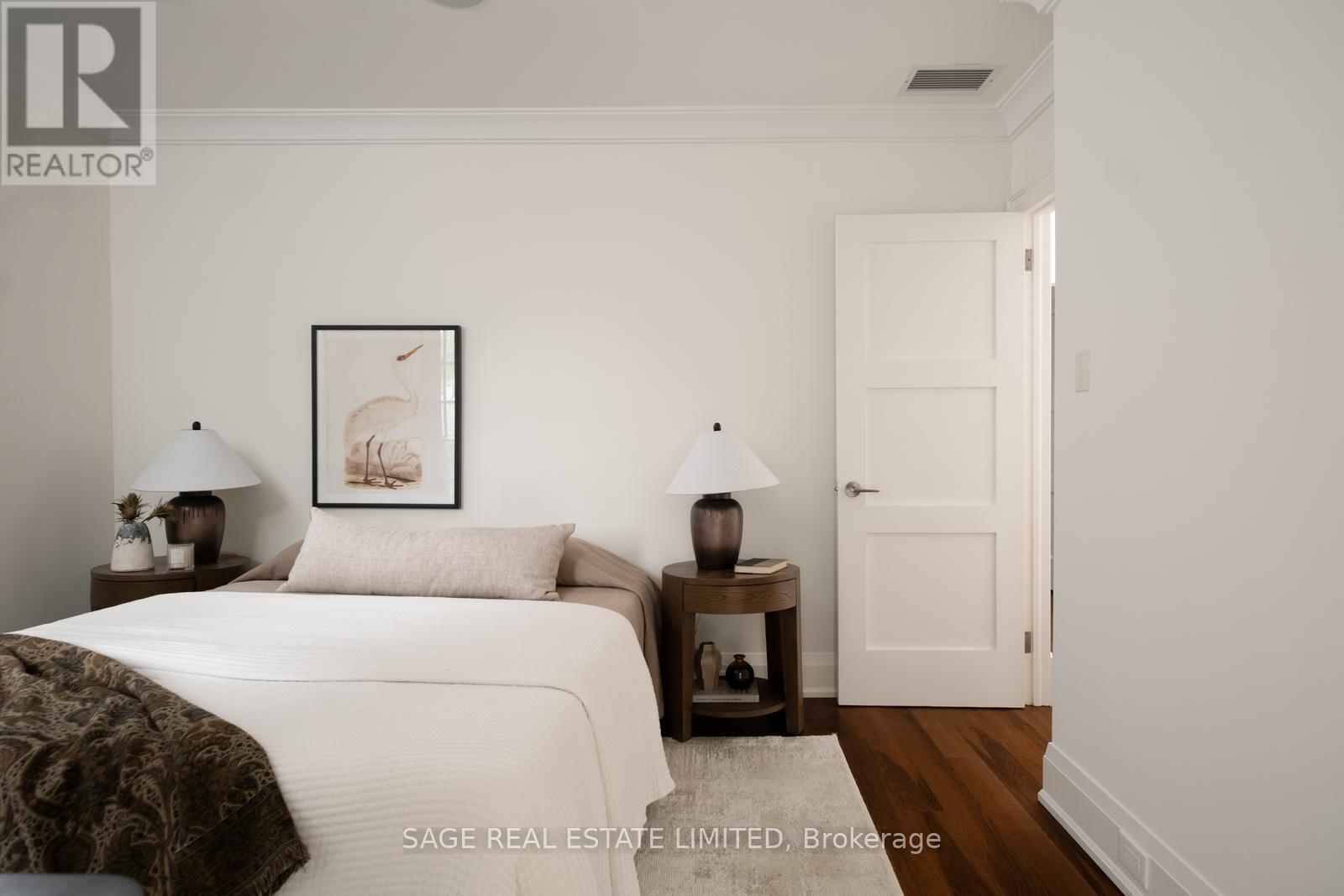 #3D 319 LONSDALE ROAD - 22