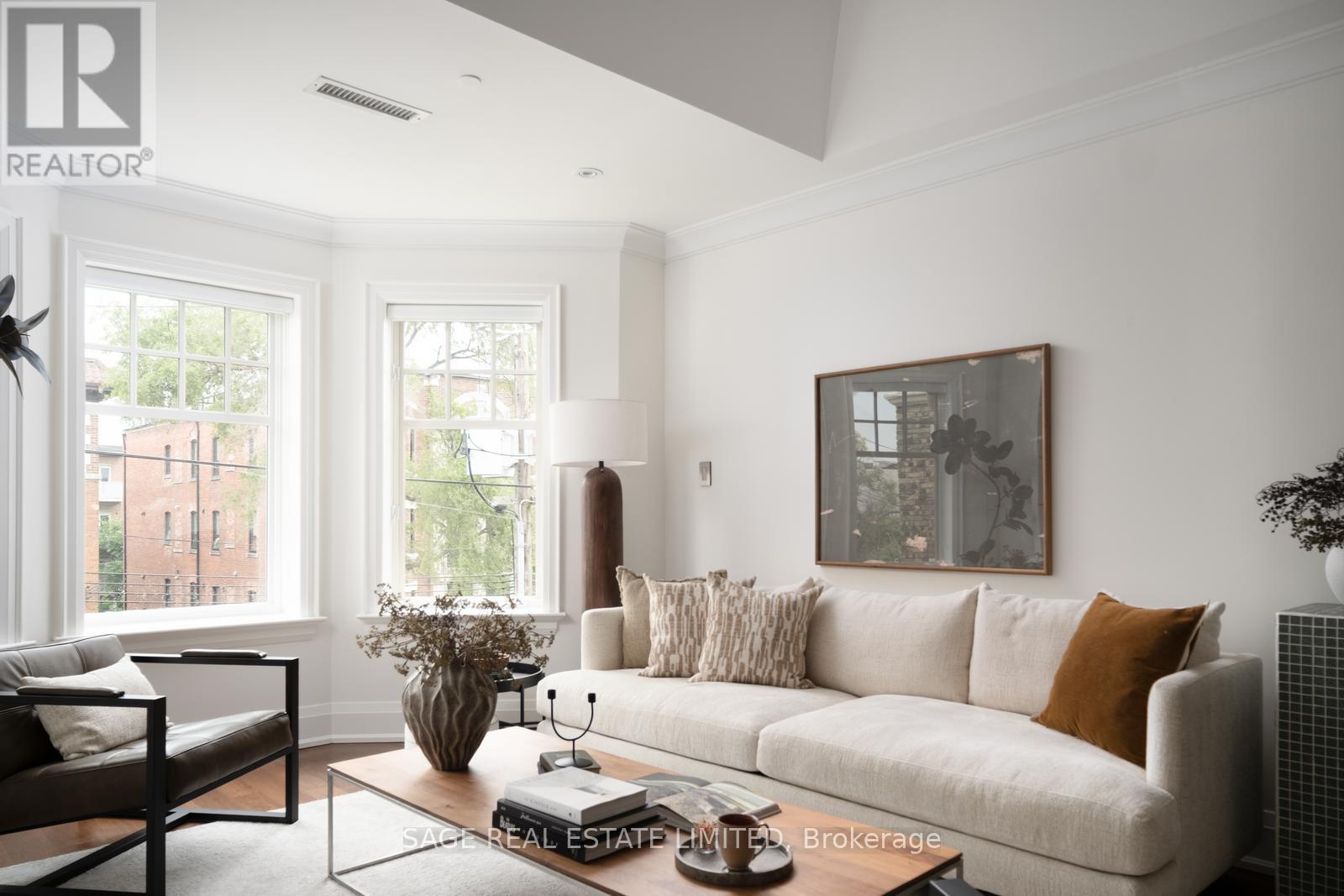 #3D 319 LONSDALE ROAD - 8
