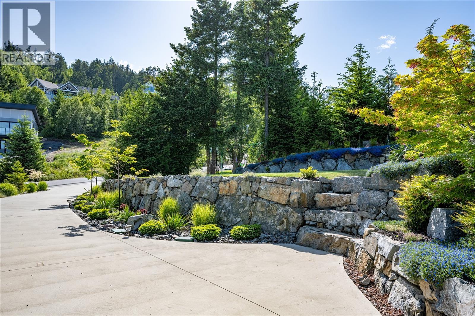 7482 Copley Ridge Dr - 63