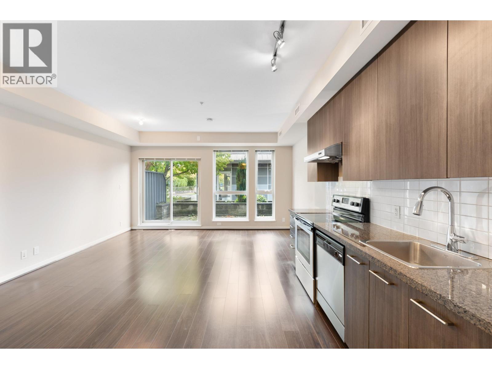 #282-4133 STOLBERG Street, Richmond