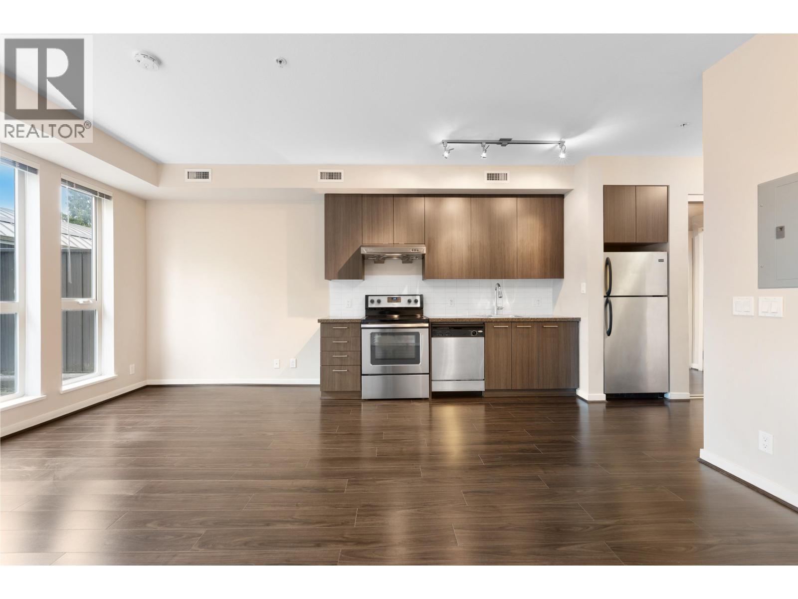 #282-4133 STOLBERG Street, Richmond