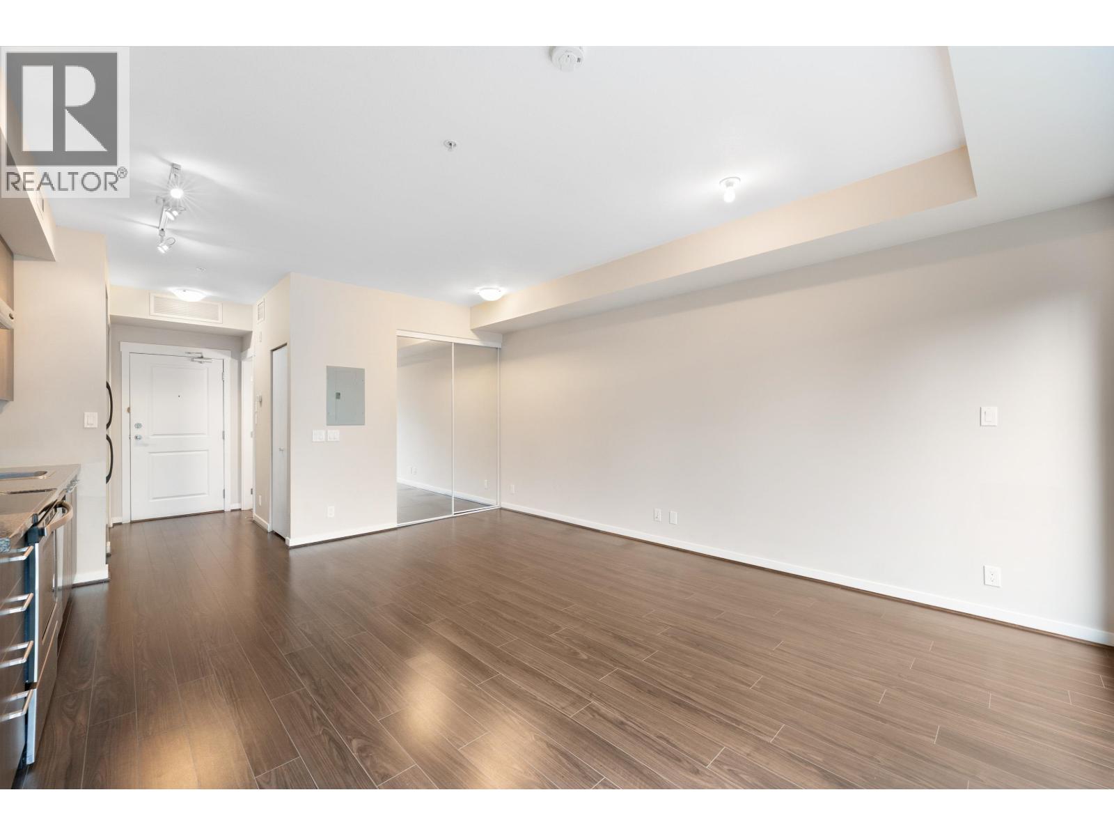 #282-4133 STOLBERG Street, Richmond