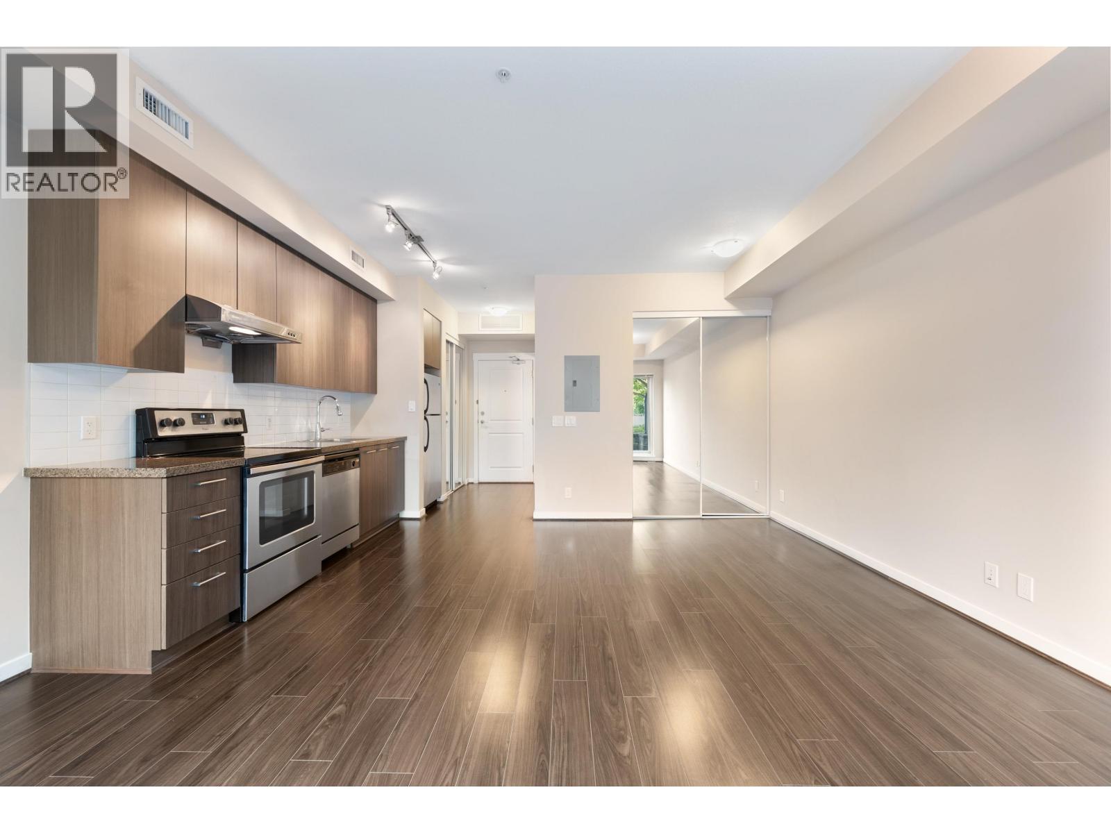 #282-4133 STOLBERG Street, Richmond
