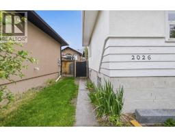 2026 27 Street SE - photo 3