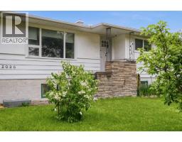 2026 27 Street SE - photo 4