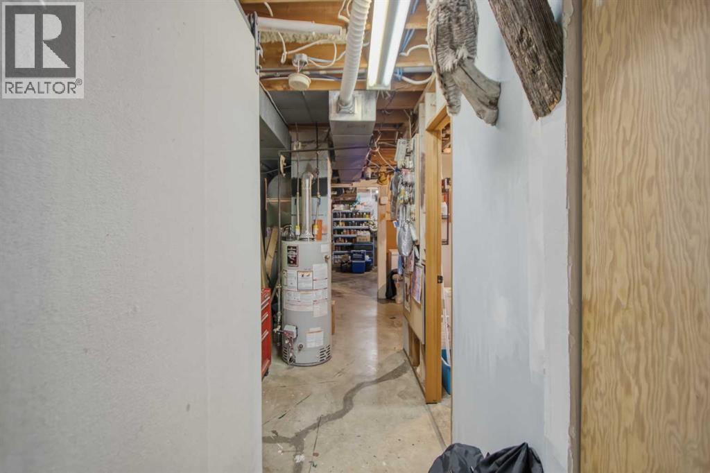 2026 27 Street SE - 29