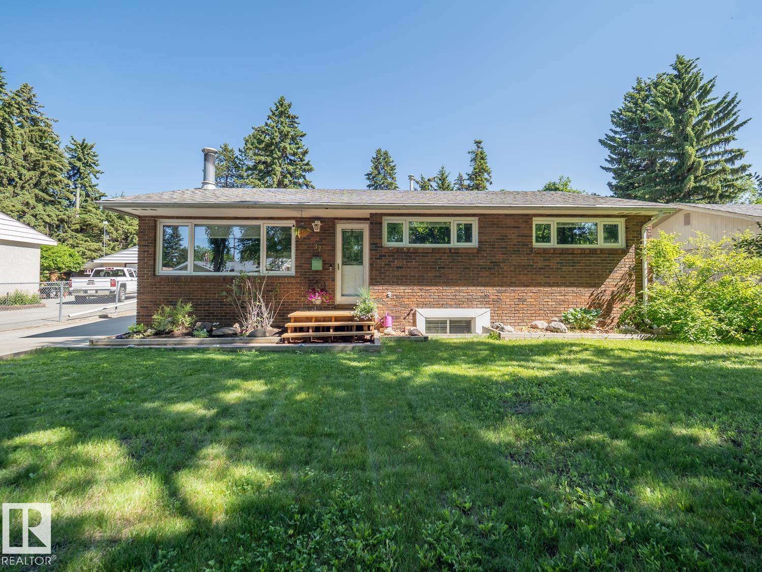 37 SUNNYSIDE CR - 42