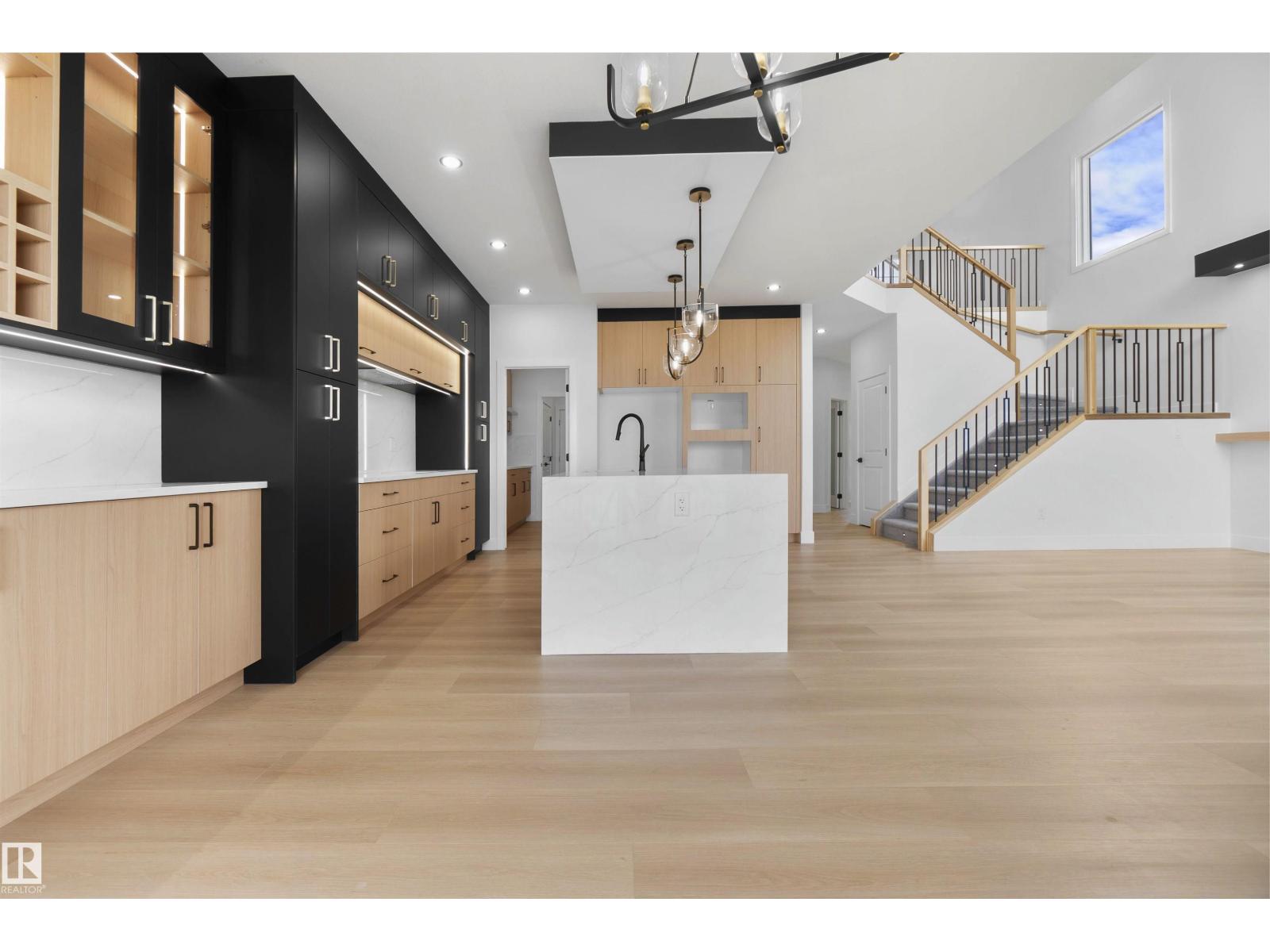 235 CRYSTAL CREEK DR - 19