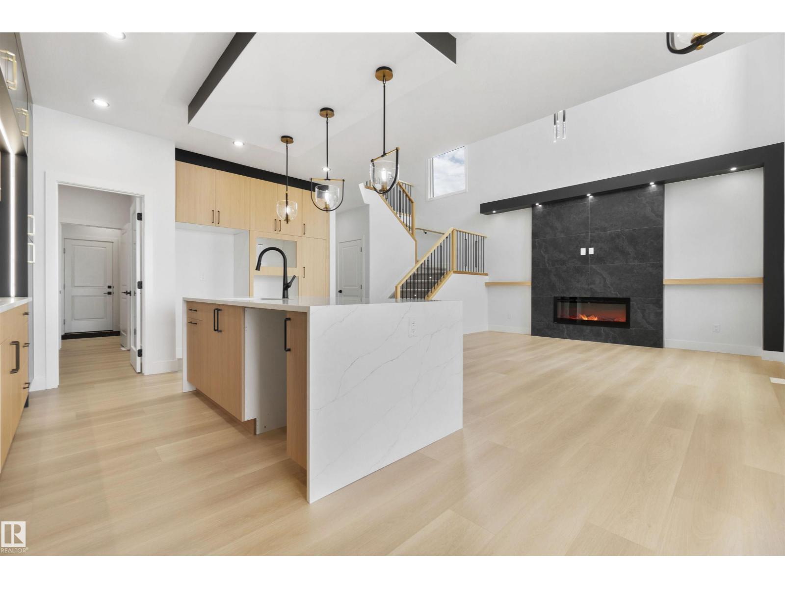 235 CRYSTAL CREEK DR - 21