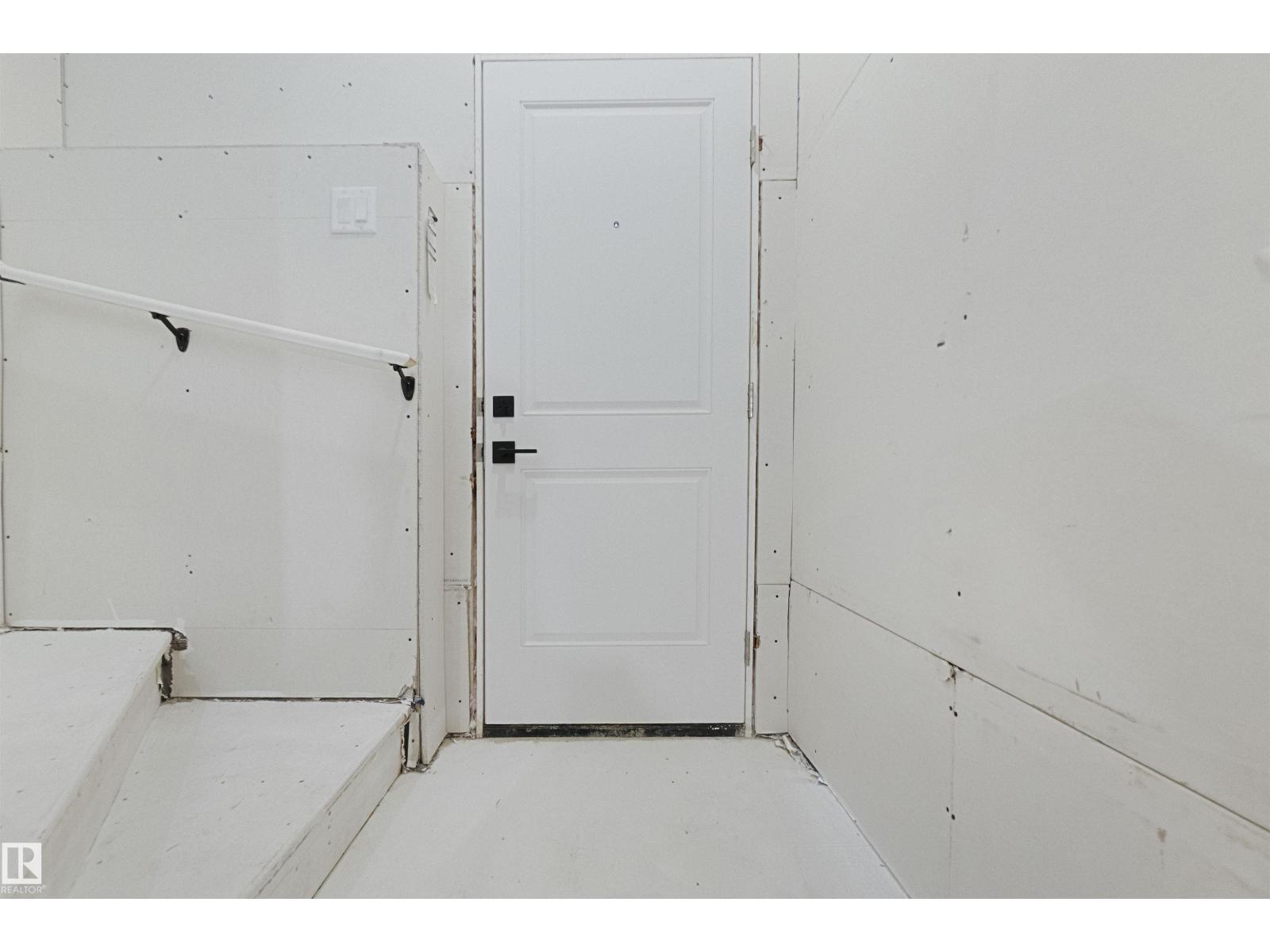 235 CRYSTAL CREEK DR - 52