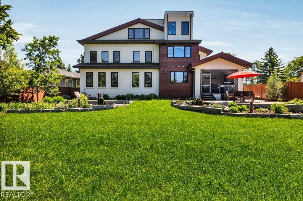 8914 120 ST NW - 2