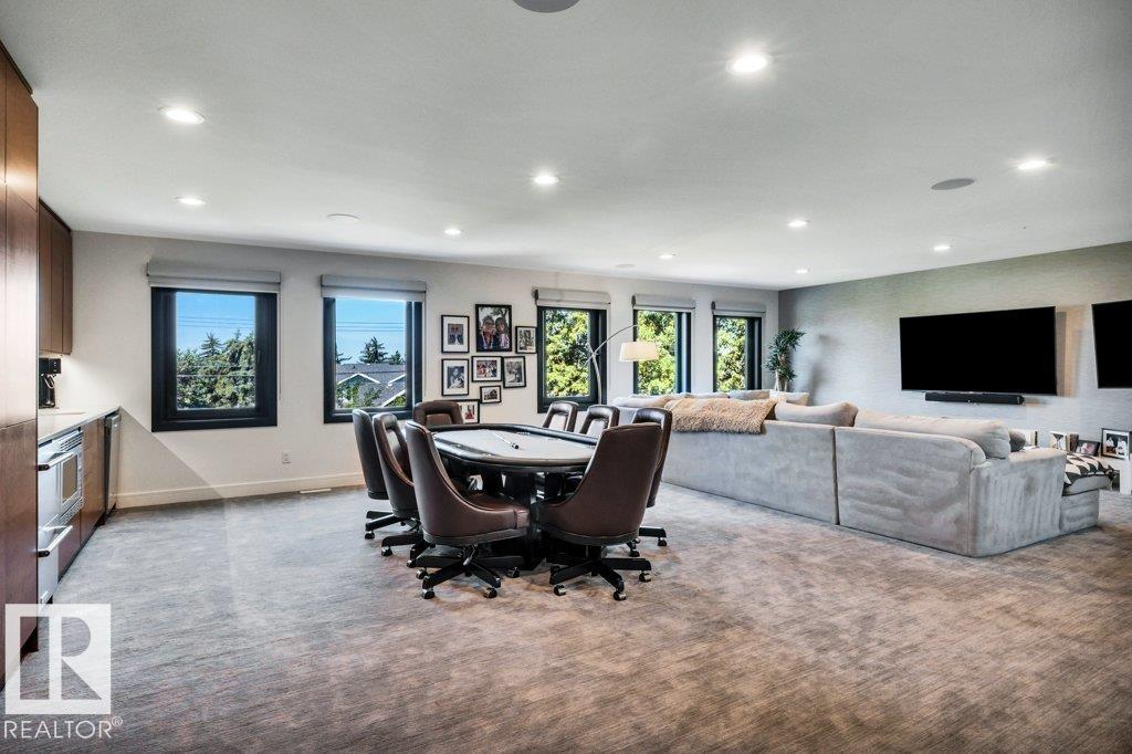 8914 120 ST NW - 27