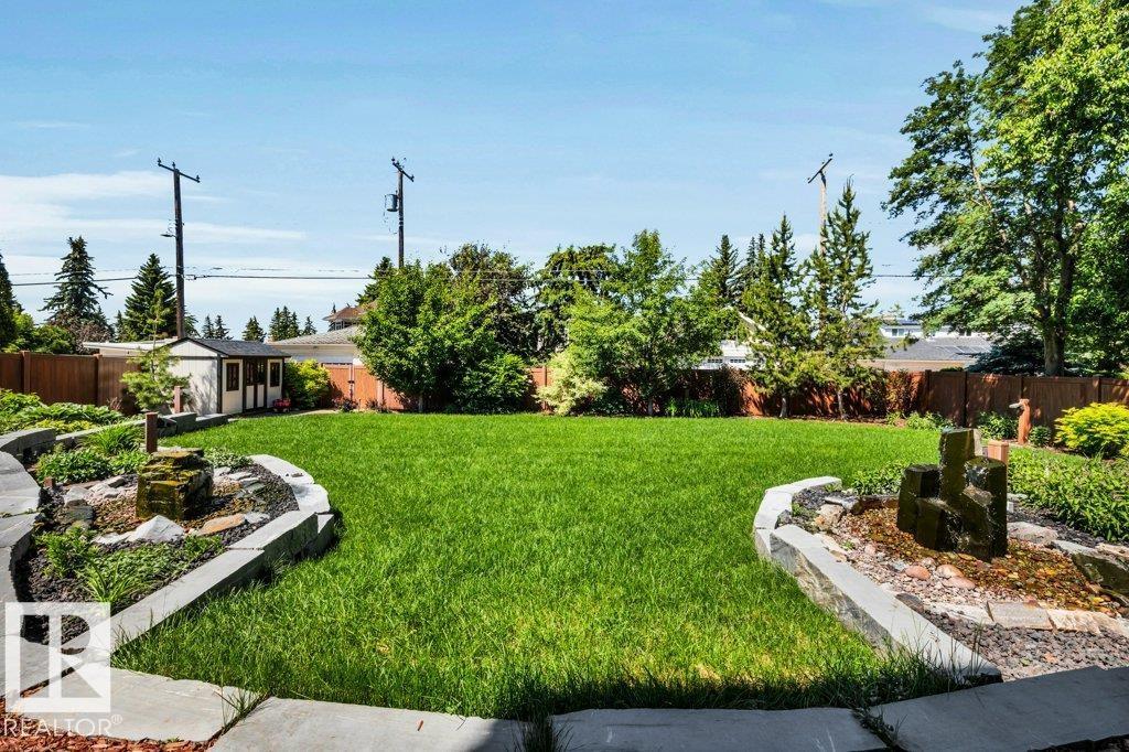 8914 120 ST NW - 68