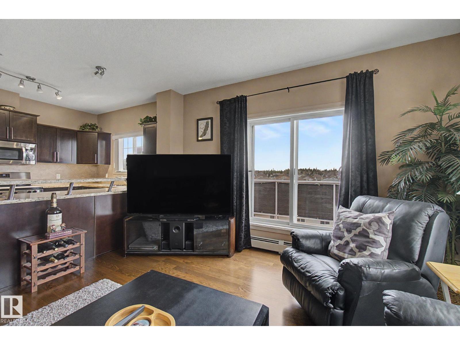 263 MacEwan RD SW - 13