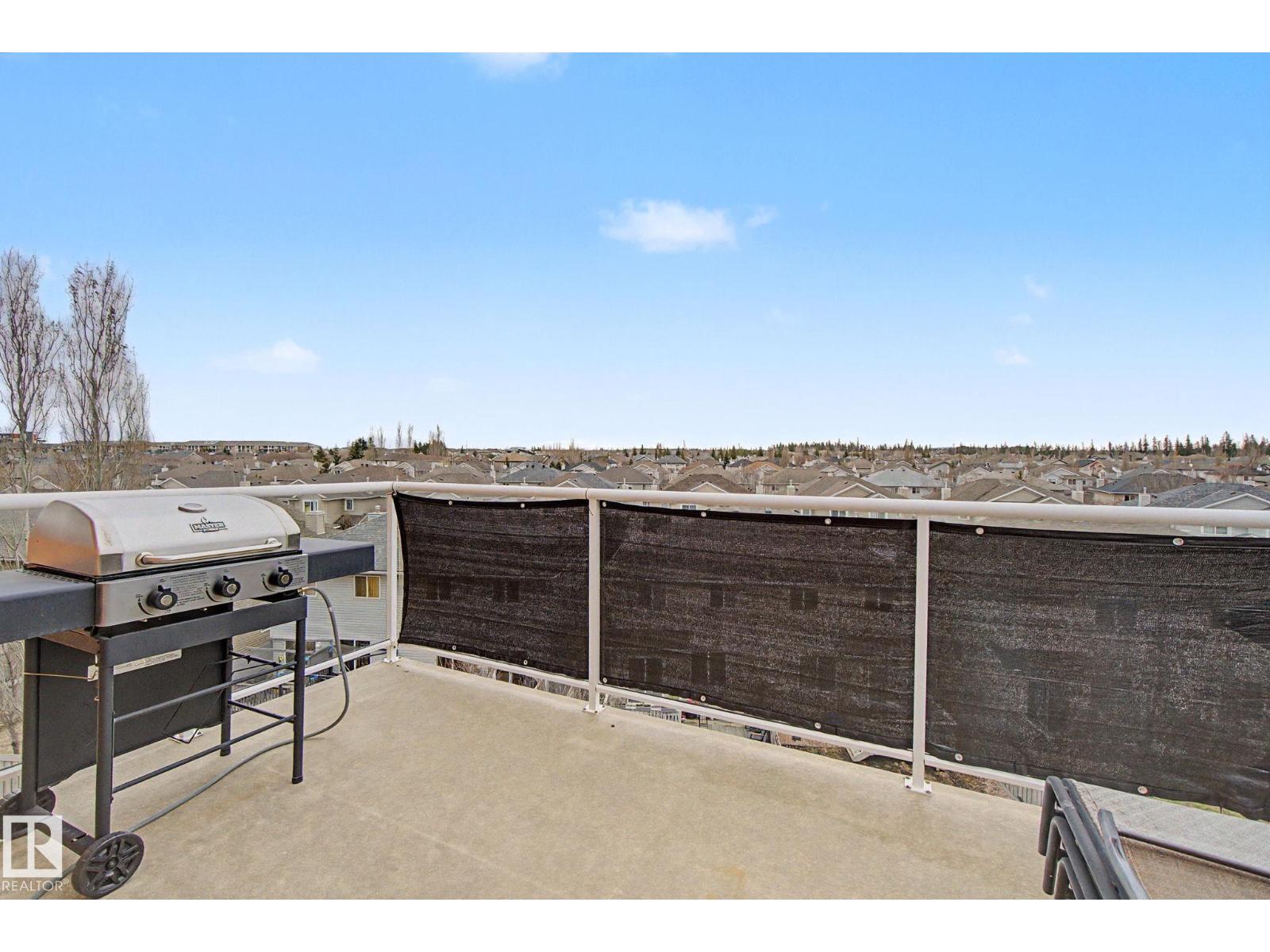 263 MacEwan RD SW - 26