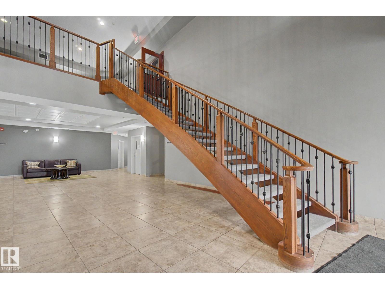 263 MacEwan RD SW - 36