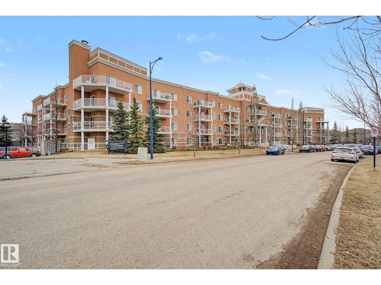 263 MacEwan RD SW - 45