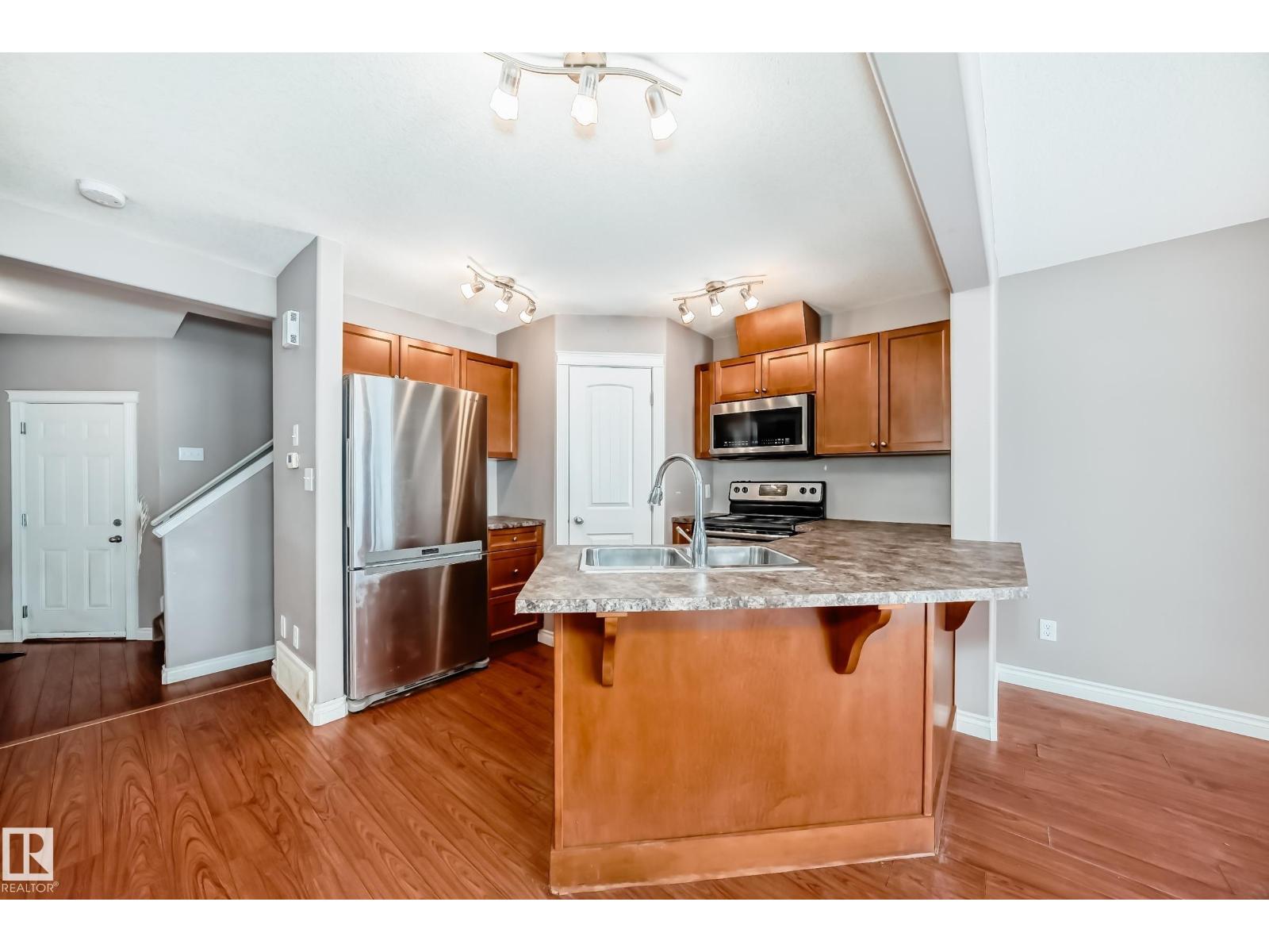 15152 33 ST NW - 11