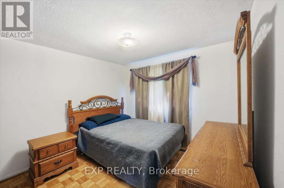 102 RED RIVER CRESCENT - 9