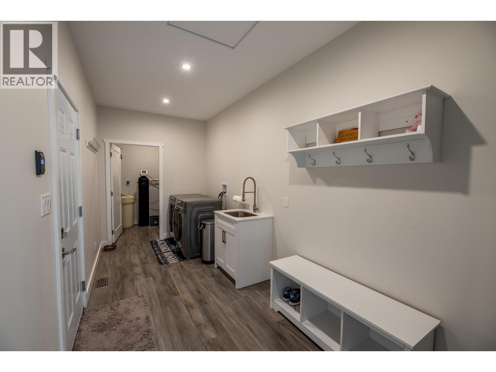7155 GROSSETT ROAD - 37