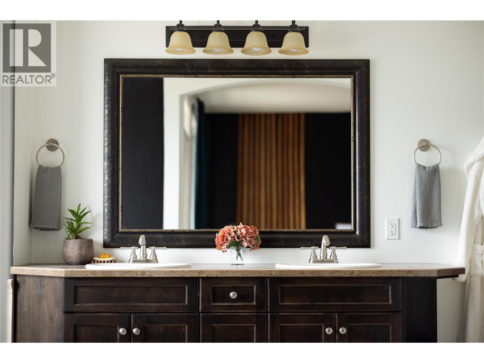 945 Mt. Grady Court, Vernon