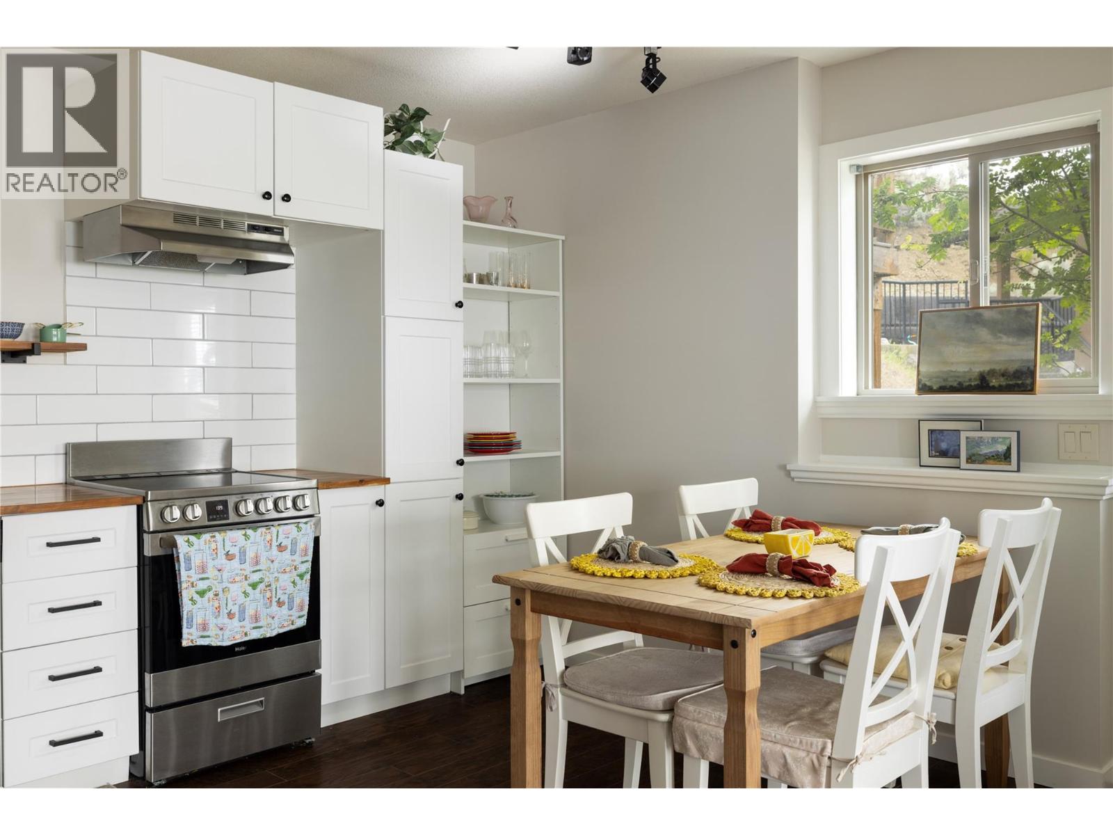 945 Mt. Grady Court, Vernon