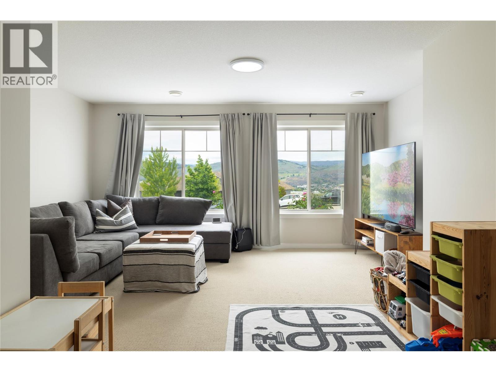 945 Mt. Grady Court, Vernon