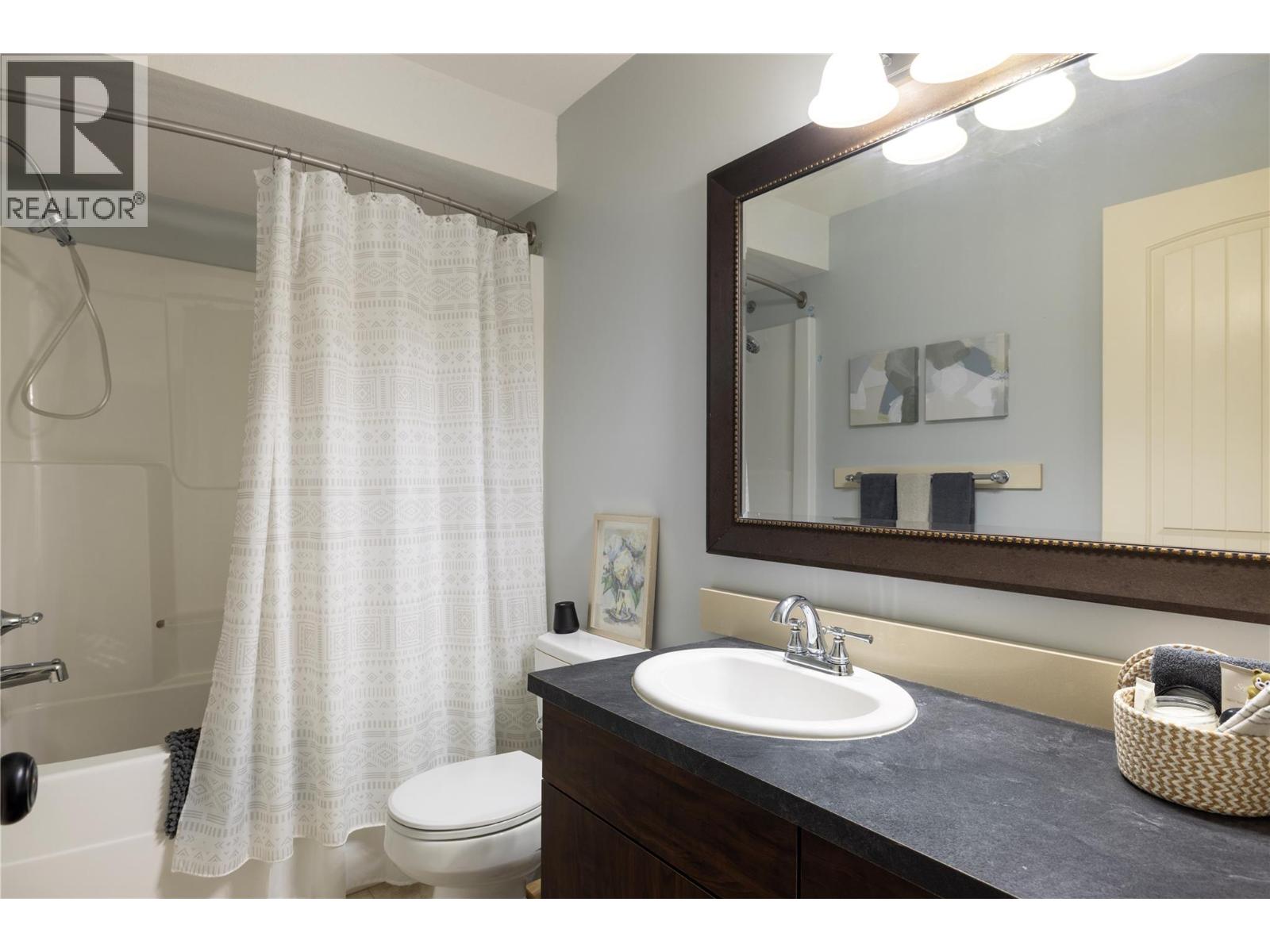 945 Mt. Grady Court, Vernon