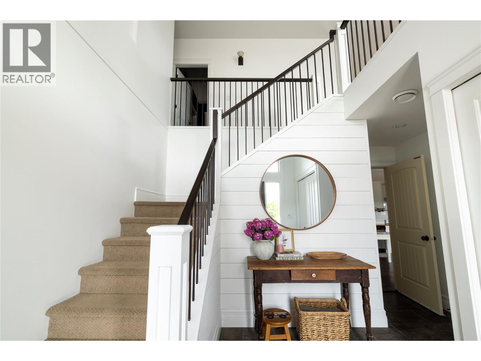 945 Mt. Grady Court, Vernon