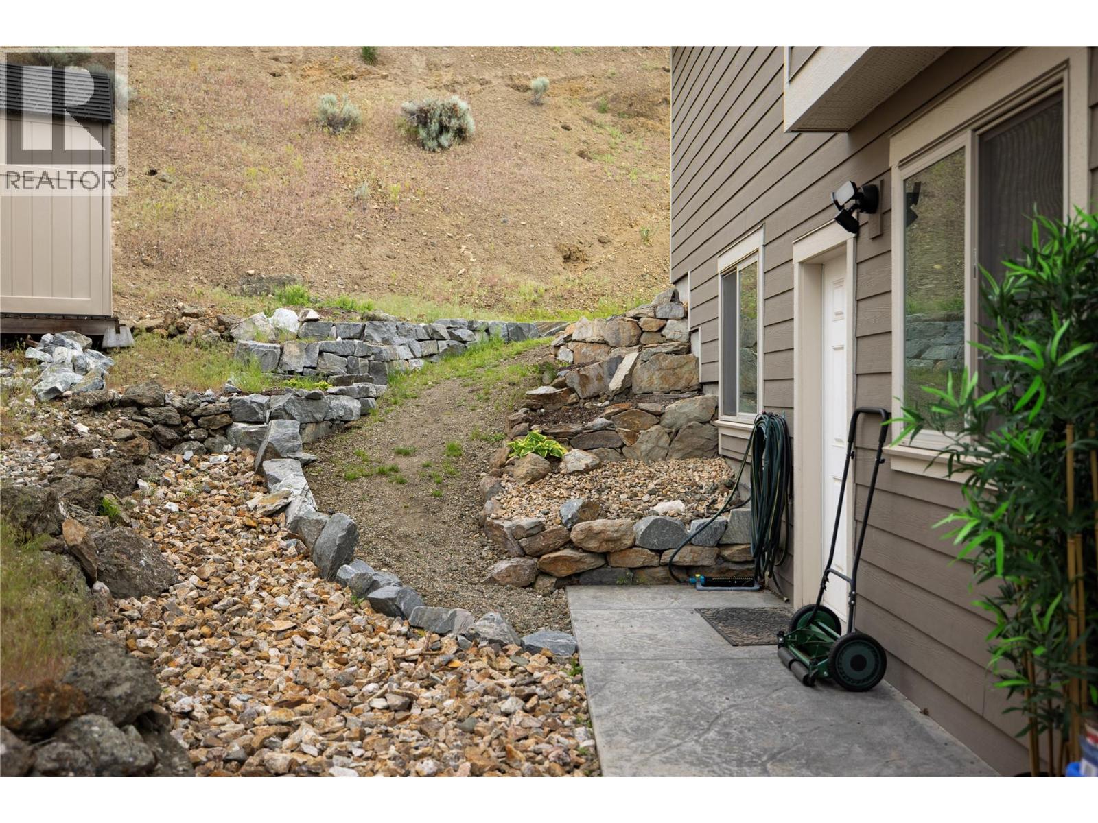 945 Mt. Grady Court, Vernon