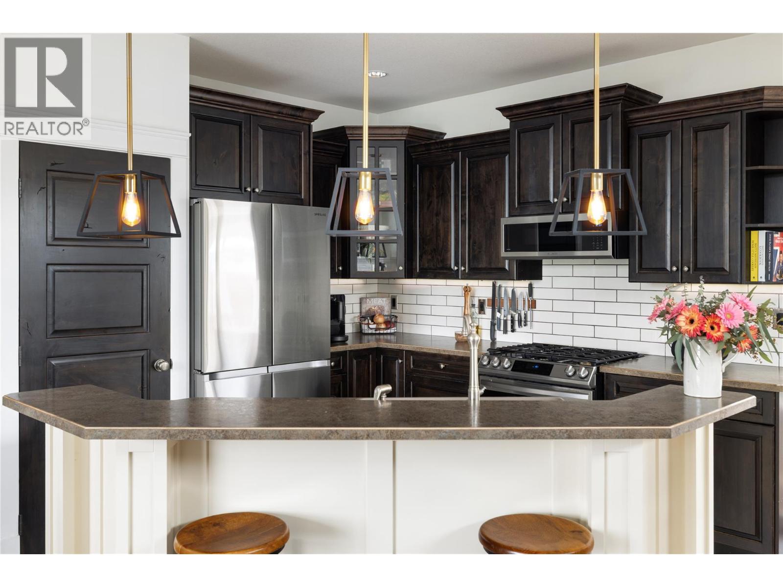 945 Mt. Grady Court, Vernon
