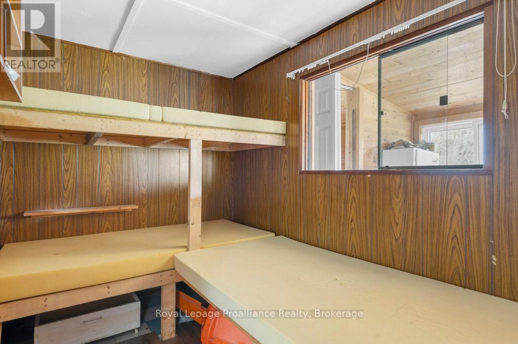 2611 RIVER ROAD - 15