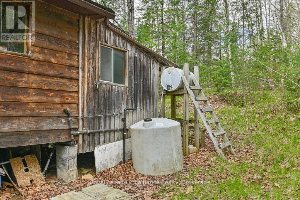 2611 RIVER ROAD - 19