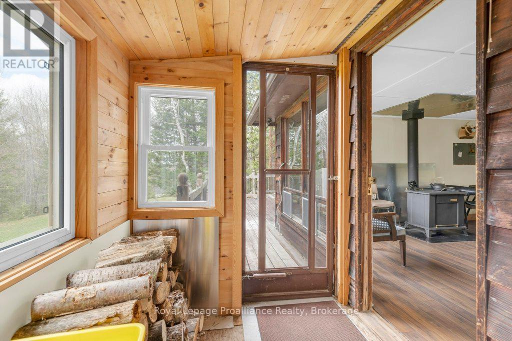 2611 RIVER ROAD - 8