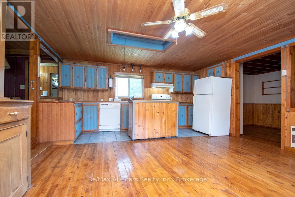 111 WAGAR ROAD - 10