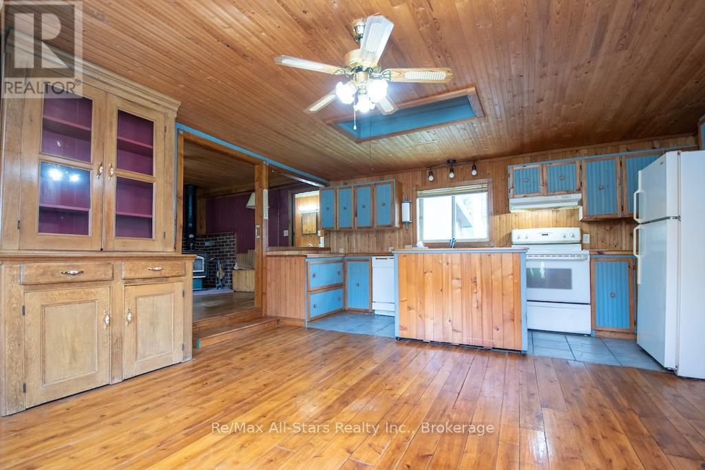 111 WAGAR ROAD - 12