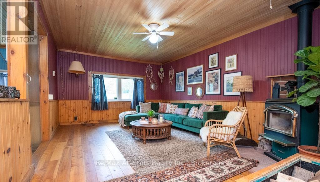 111 WAGAR ROAD - 16