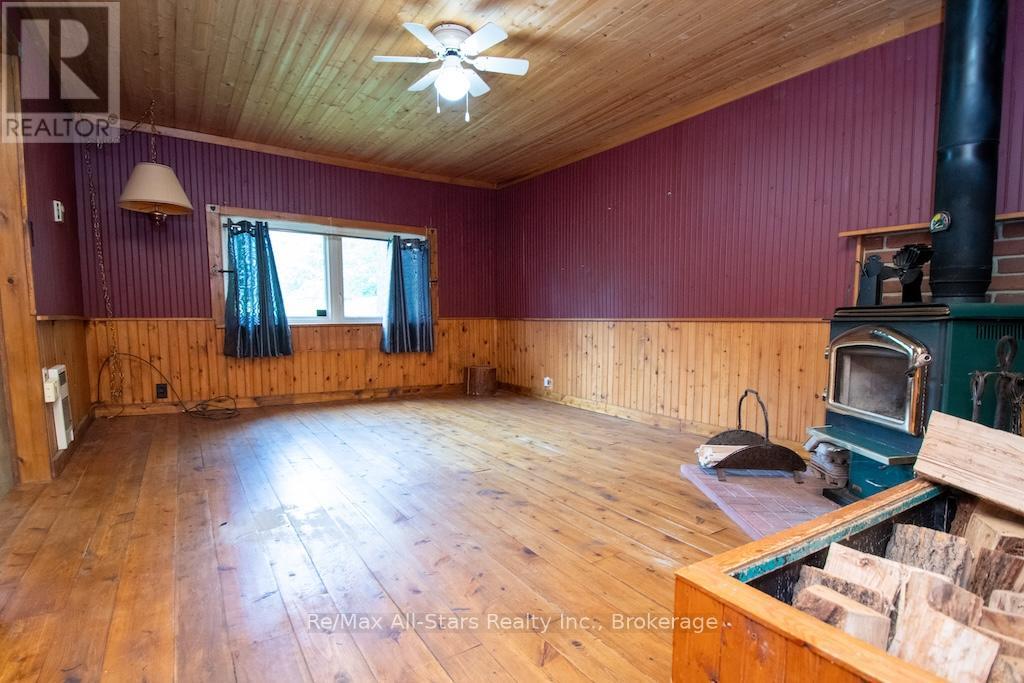 111 WAGAR ROAD - 17
