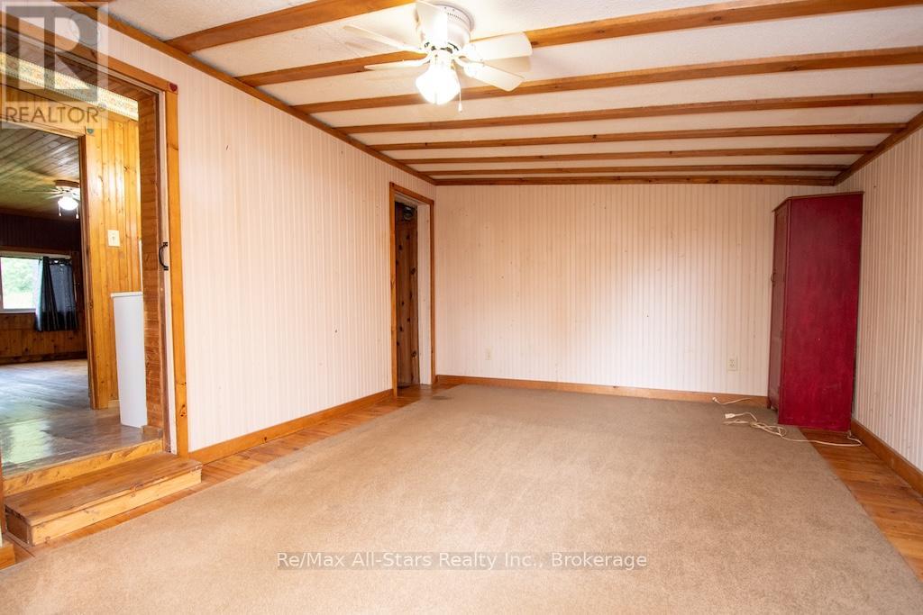 111 WAGAR ROAD - 22