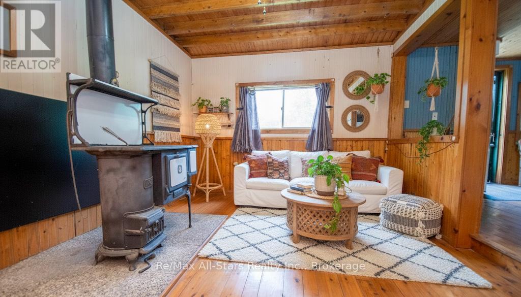 111 WAGAR ROAD - 4