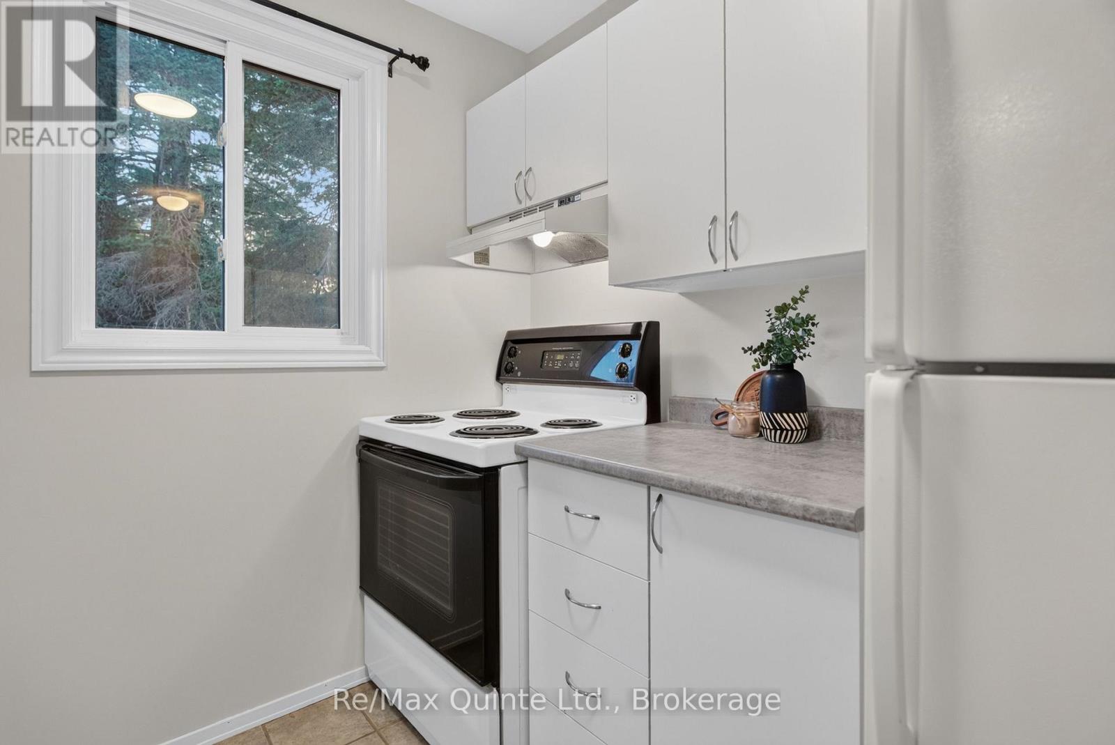 #106 175 HAIG ROAD - 8