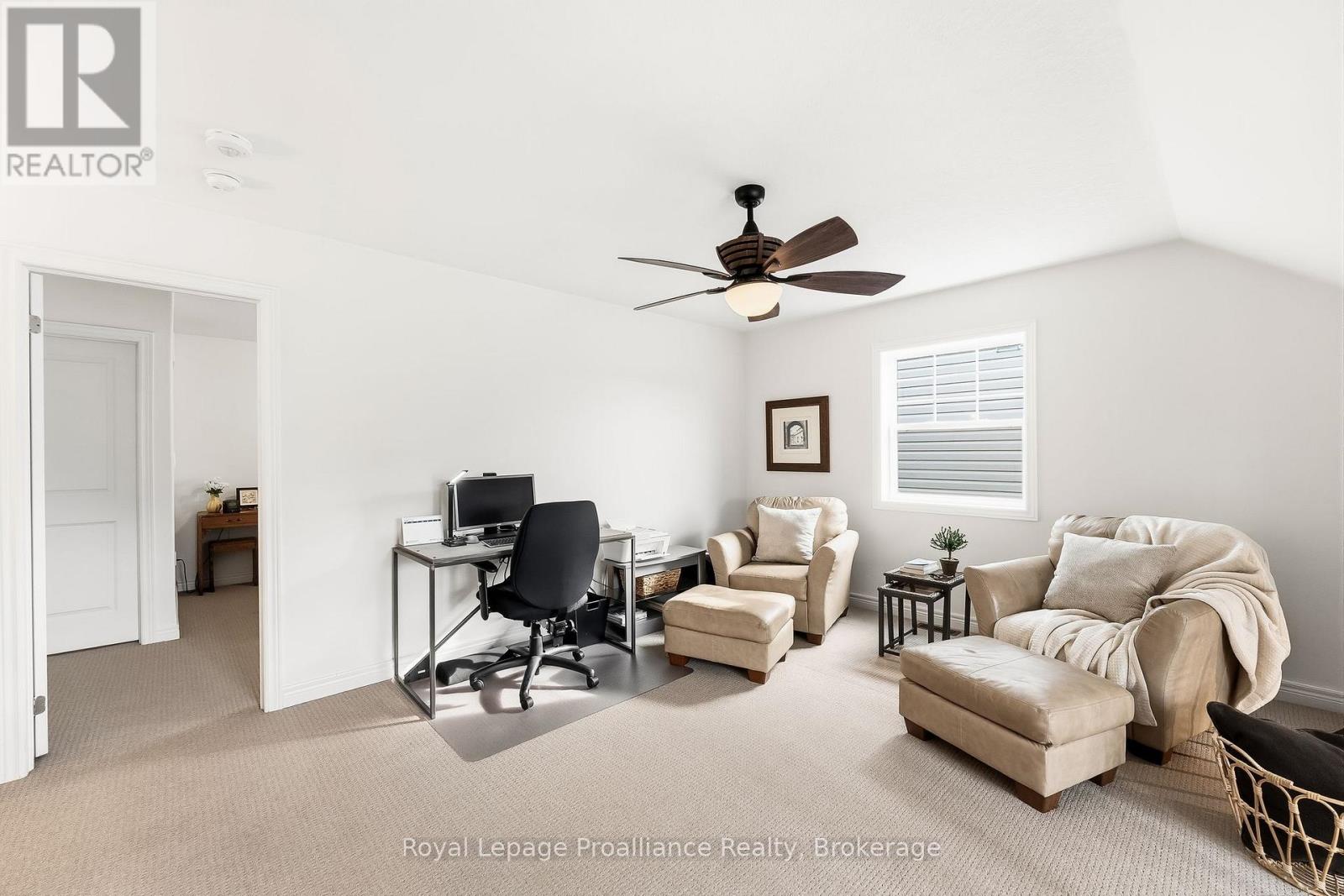 268 STRACHAN STREET - 27